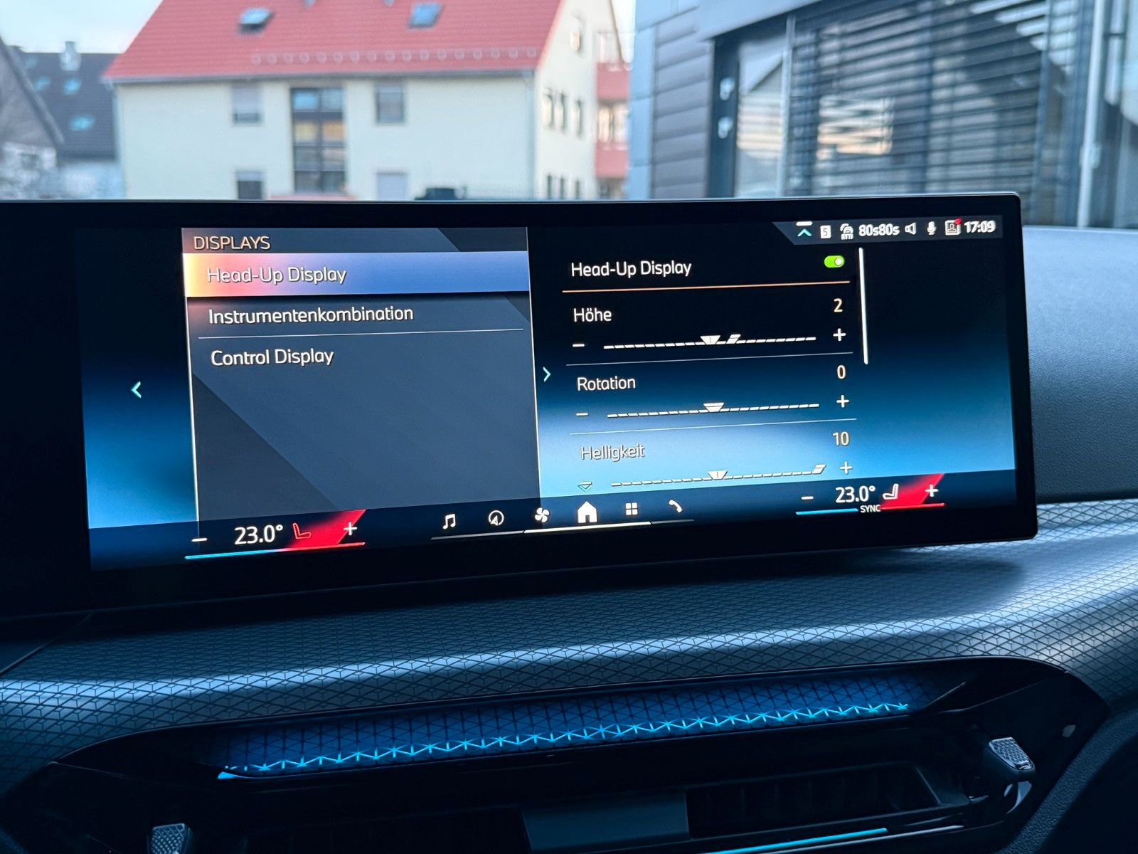 BMW 320i M Sport 18" HuD AHK ACC 360° LED+