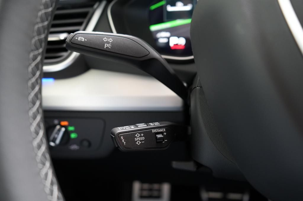 Audi Q5 40 TDI quattro S line - Samsaru's Car Outlet