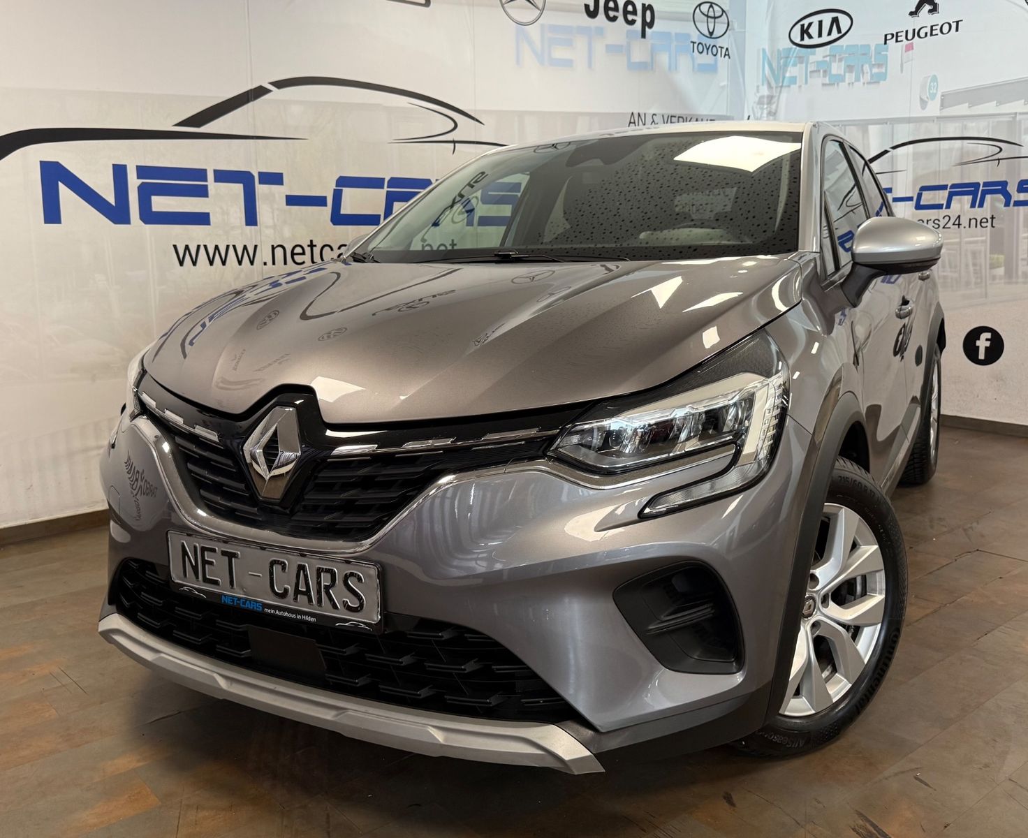 Renault Captur TCe 130 EDC Experience - Samsaru's Car Outlet