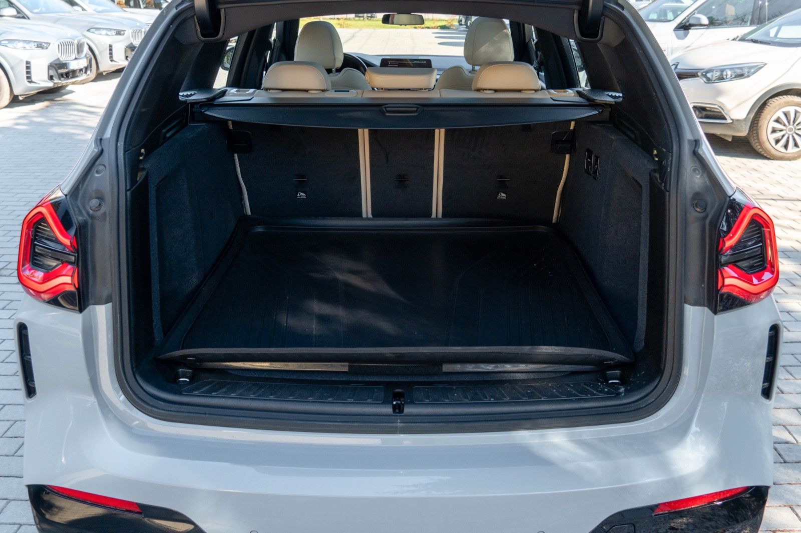 BMW X3 20d M SPORT - Samsaru's Car Outlet