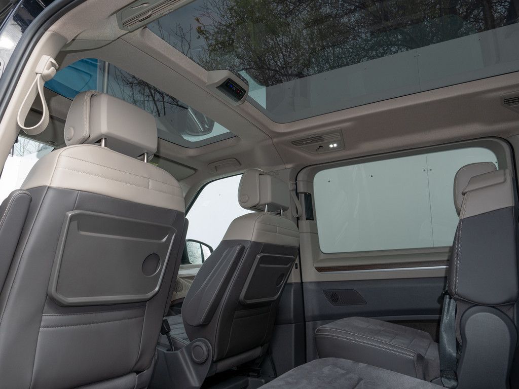 Volkswagen T7 Multivan 2.0TDI DSG - Samsaru's Car Outlet