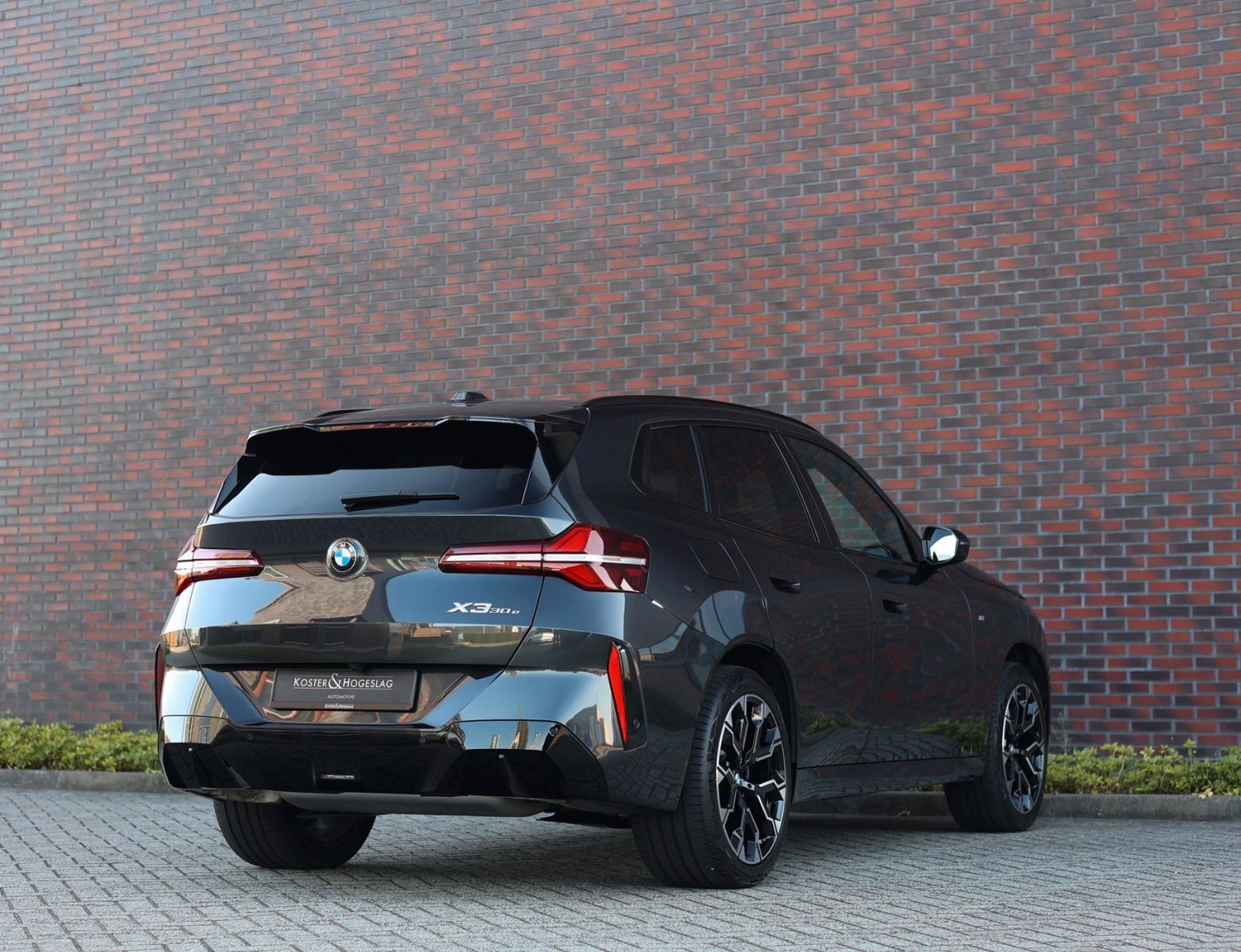 BMW X3 30 e xDrive M Sport - Samsaru's Car Outlet