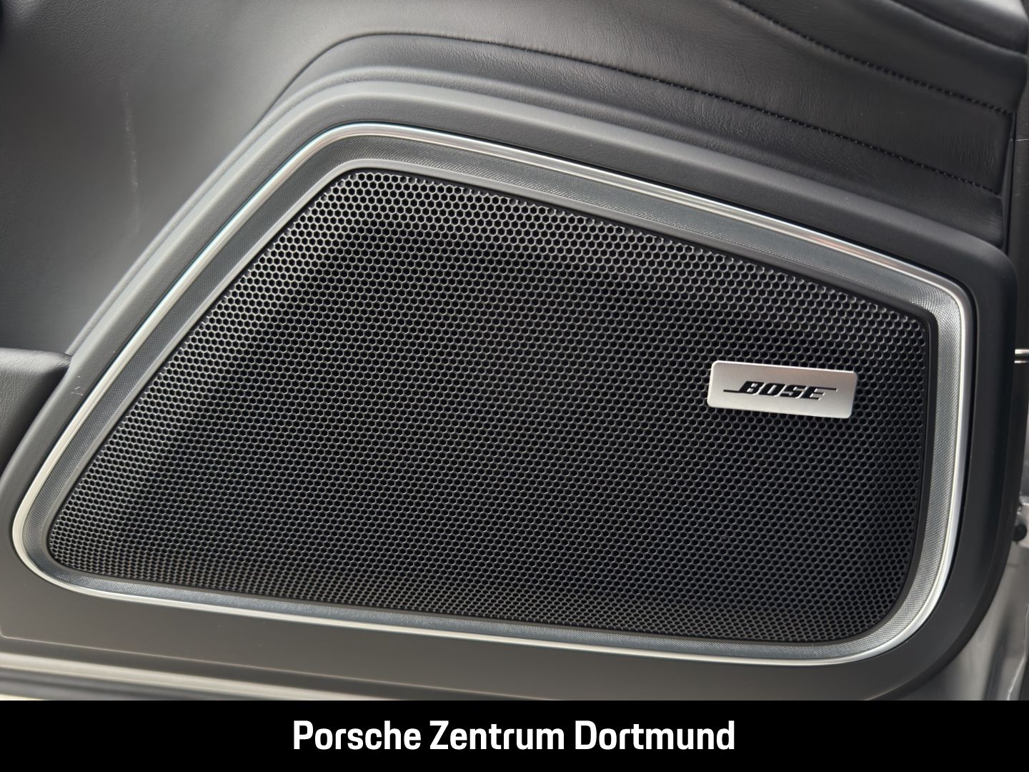 Porsche Panamera 4 E-Hybrid SportTurismo PlatinumEdition