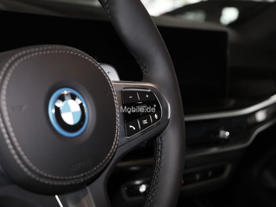 BMW X5 xDrive50e HYBRID M Sportpaket UPE 122.910 EUR