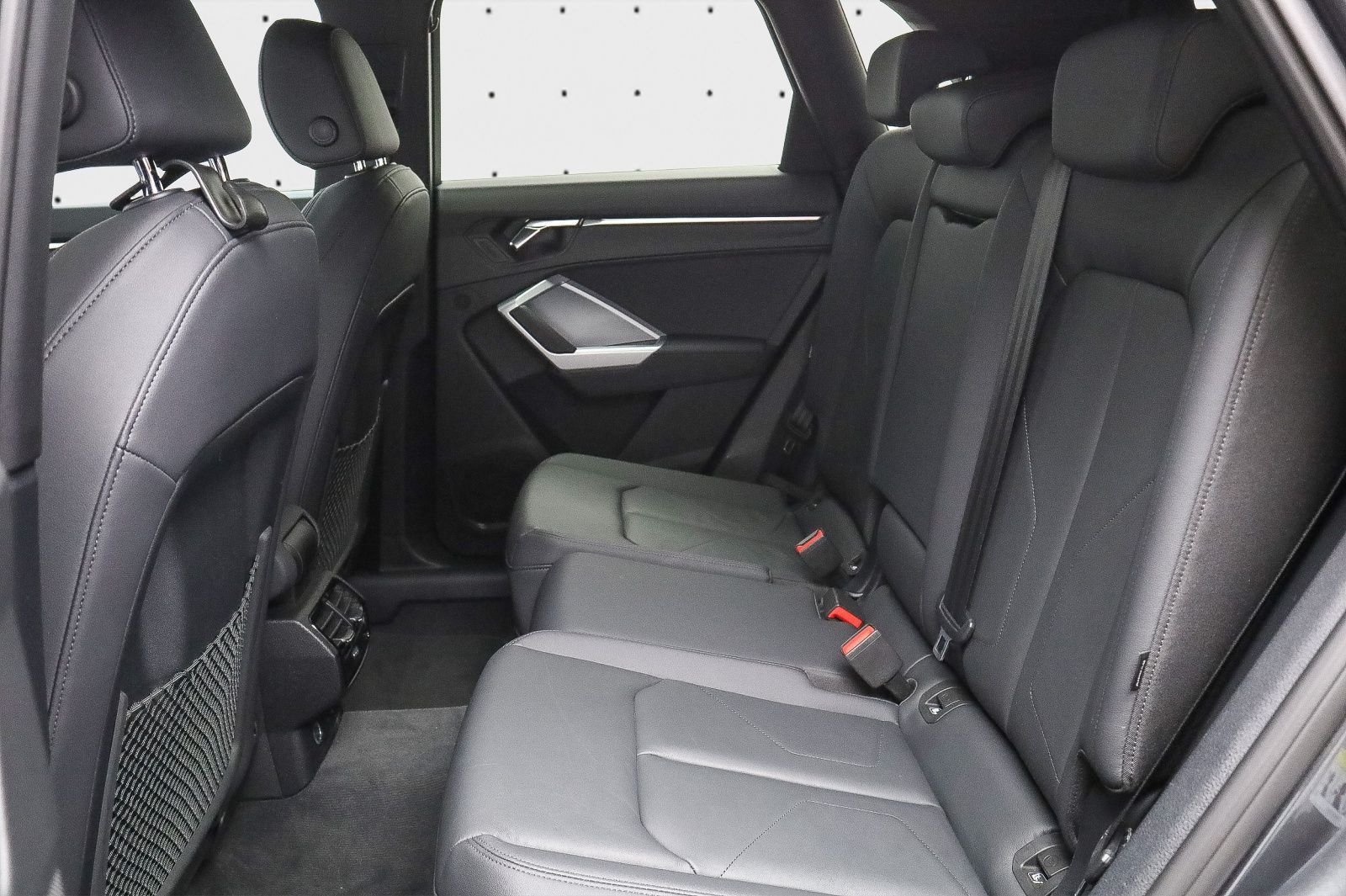 Audi Q3 S line 40 TDI quattro - Samsaru's Car Outlet
