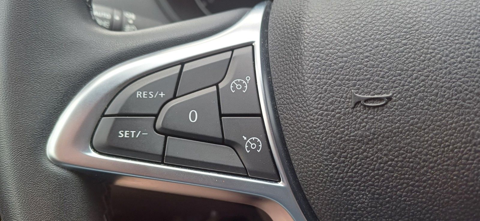 Dacia Duster Comfort - Samsaru's Car Outlet