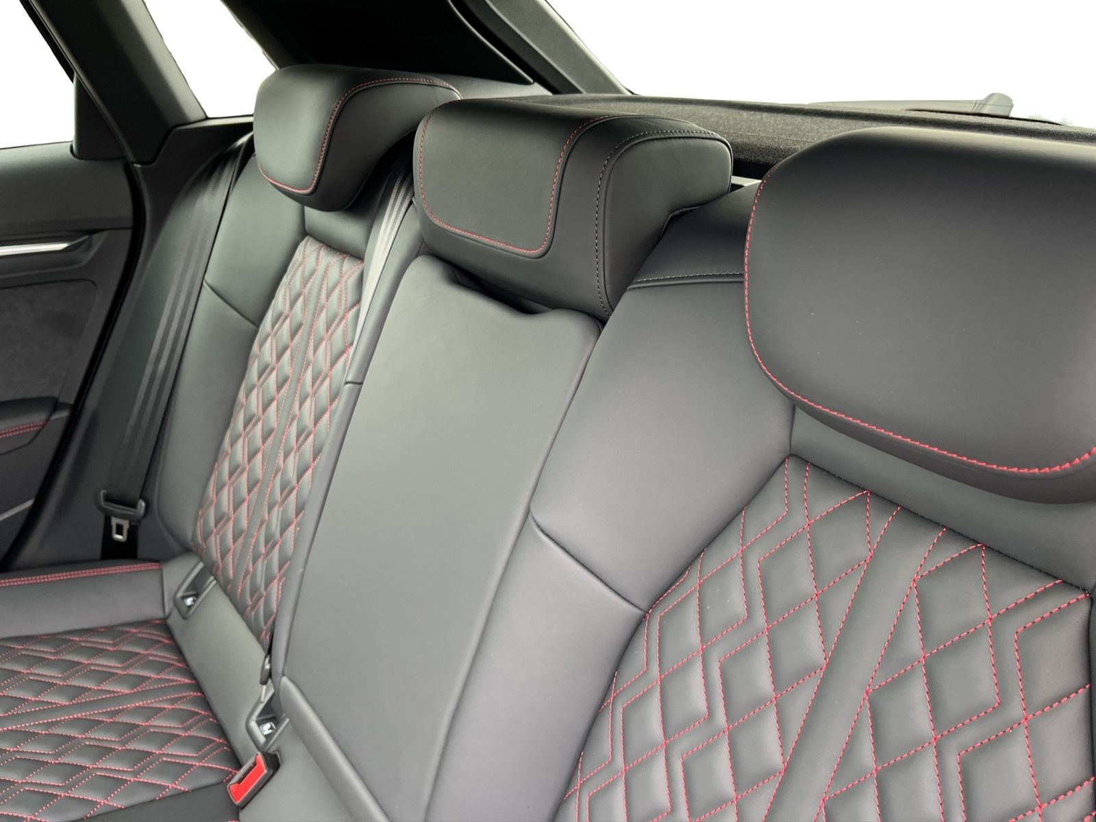 Audi A3 Sportback 45 TFSI e S-LINE+NAVI+MATRIX+AHK