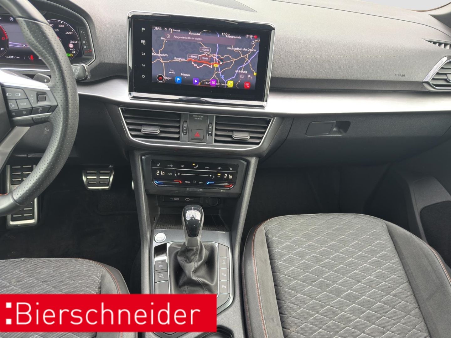 Seat Tarraco 2.0 TDI DSG AB282EUR FR AHK NAVI REAR SH