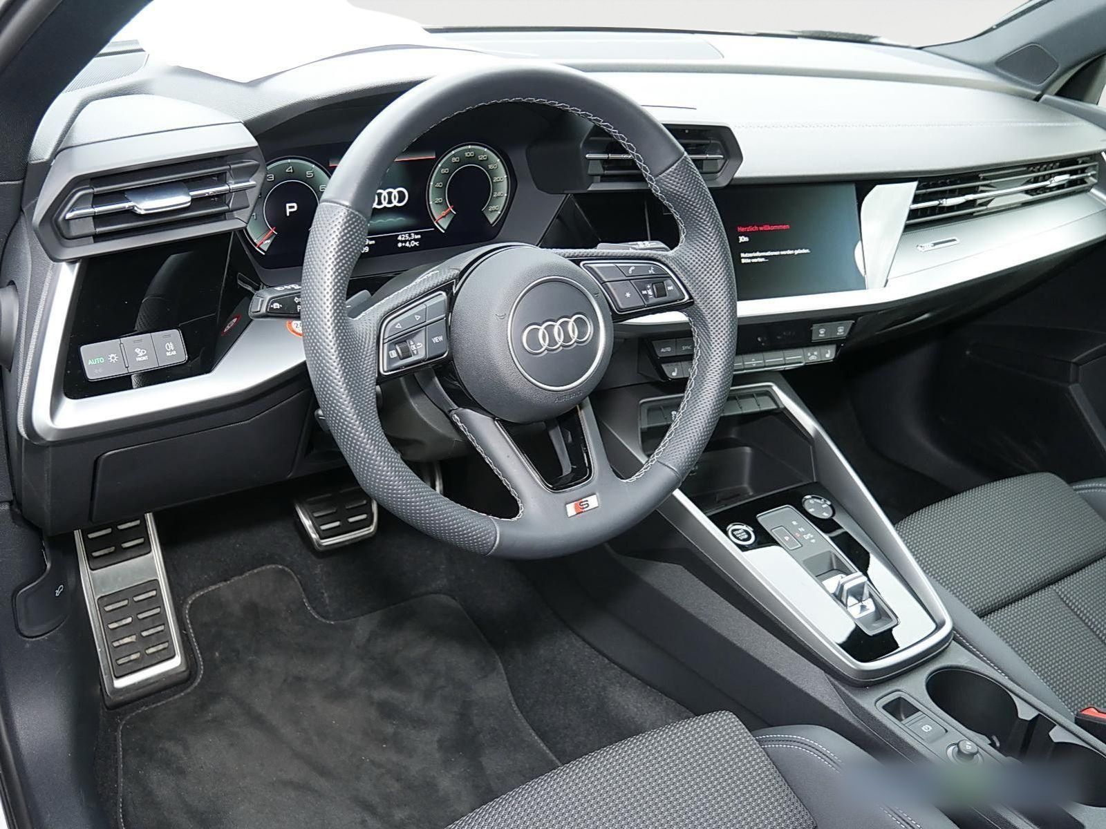 Audi A3 Sportback 35 TFSI Advanced - Samsaru's Car Outlet