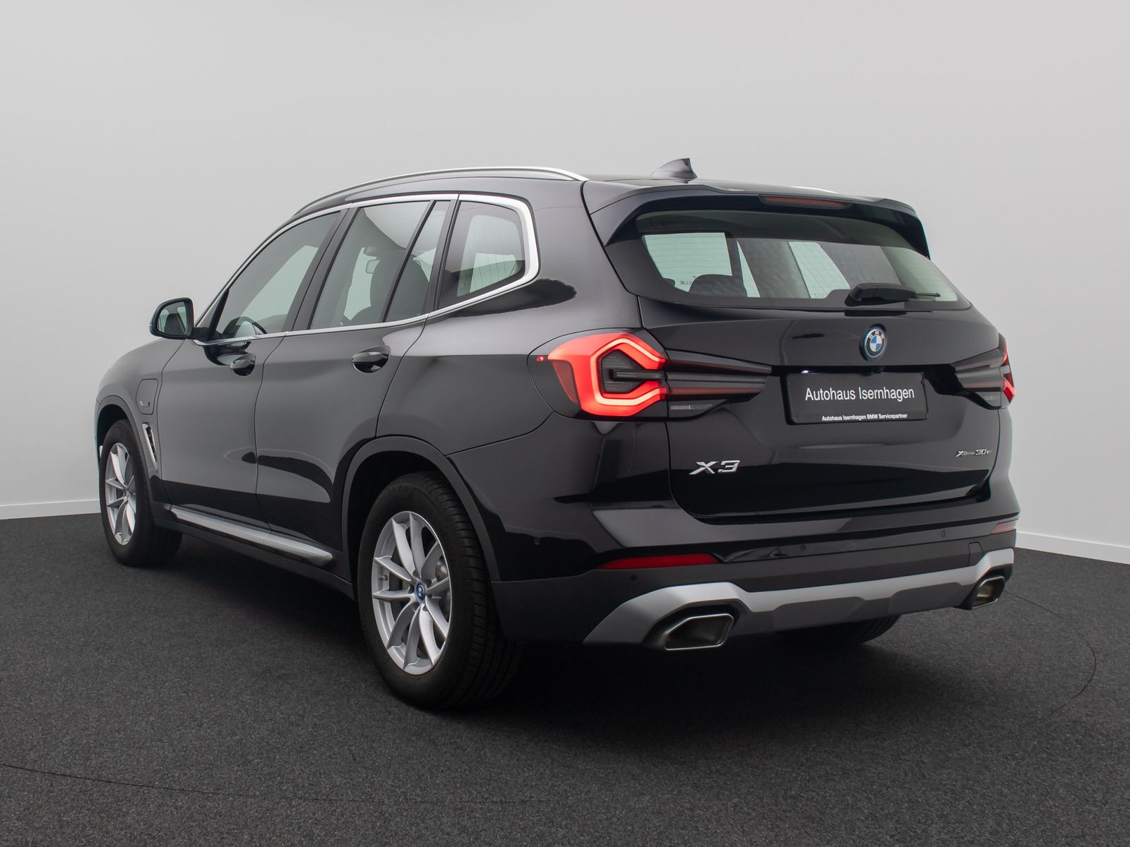 BMW X3 xD30e DriveAss DAB Kamera HiFi WLAN Sportsitz