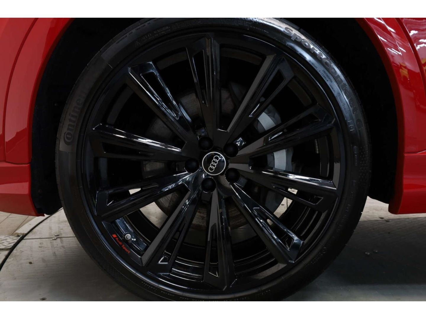 Audi Q8 55 TFSI e quattro S line