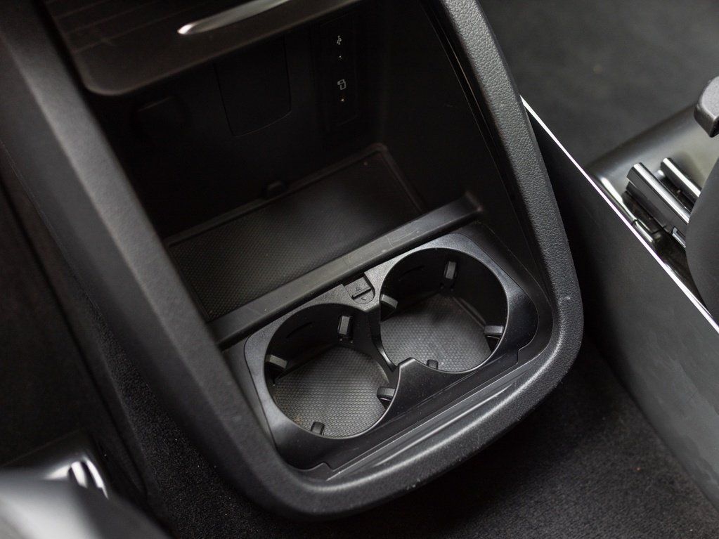 Mercedes-Benz V 220 d 4M Edition - Samsaru's Car Outlet