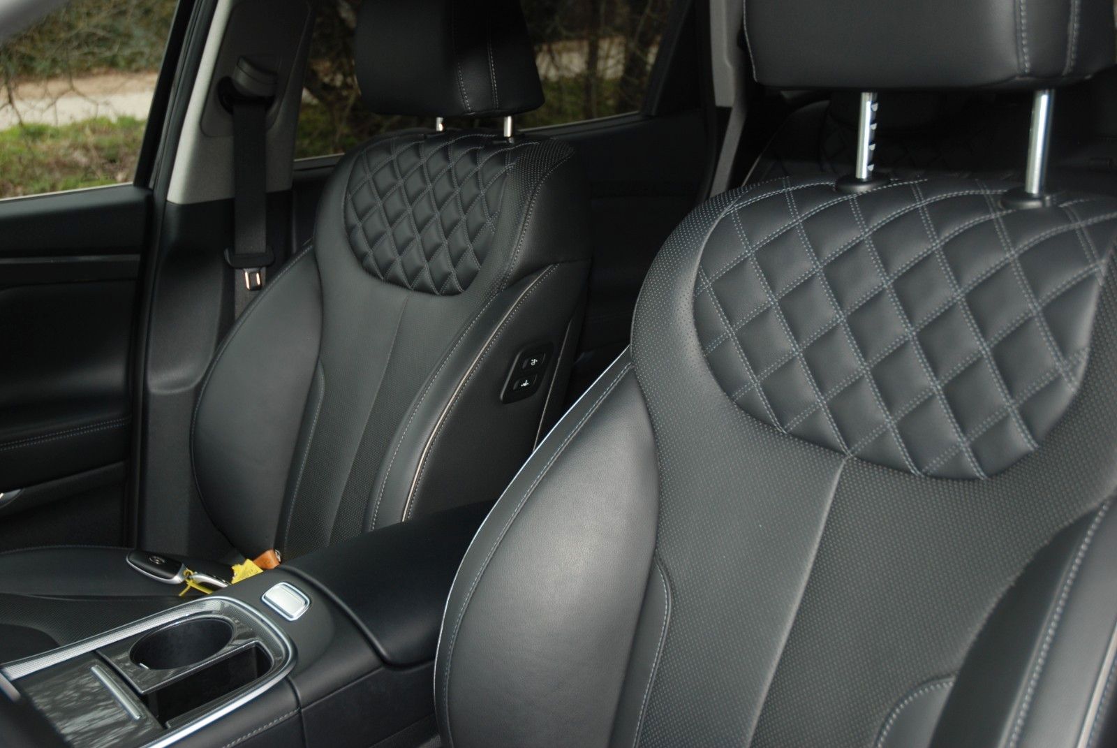Hyundai SANTA FE 2.2 CRDi Prime 4WD - Samsaru's Car Outlet