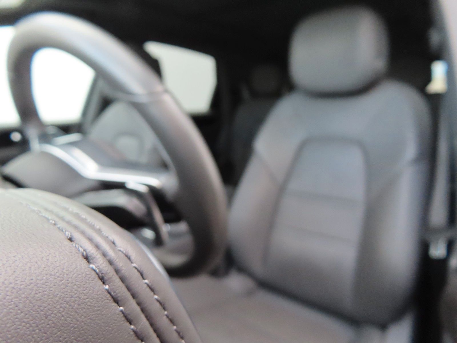 Porsche Cayenne 3.0 Hy. Allrad/Klima/HuD/Pan./Soft Close