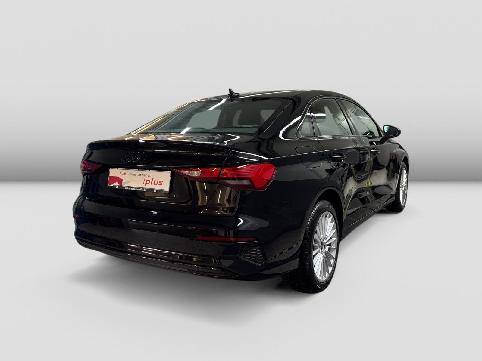 Audi A3 Limousine 30 TFSI advanced Carplay Sitzh LED