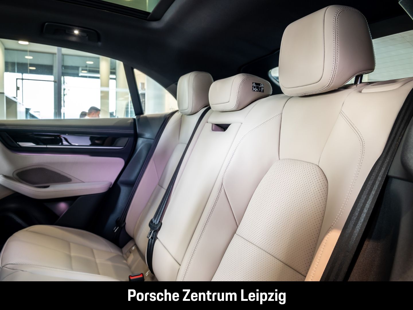 Porsche Macan 4S AR-HeadUp Sitzklima Matrix AHK BeifDisp