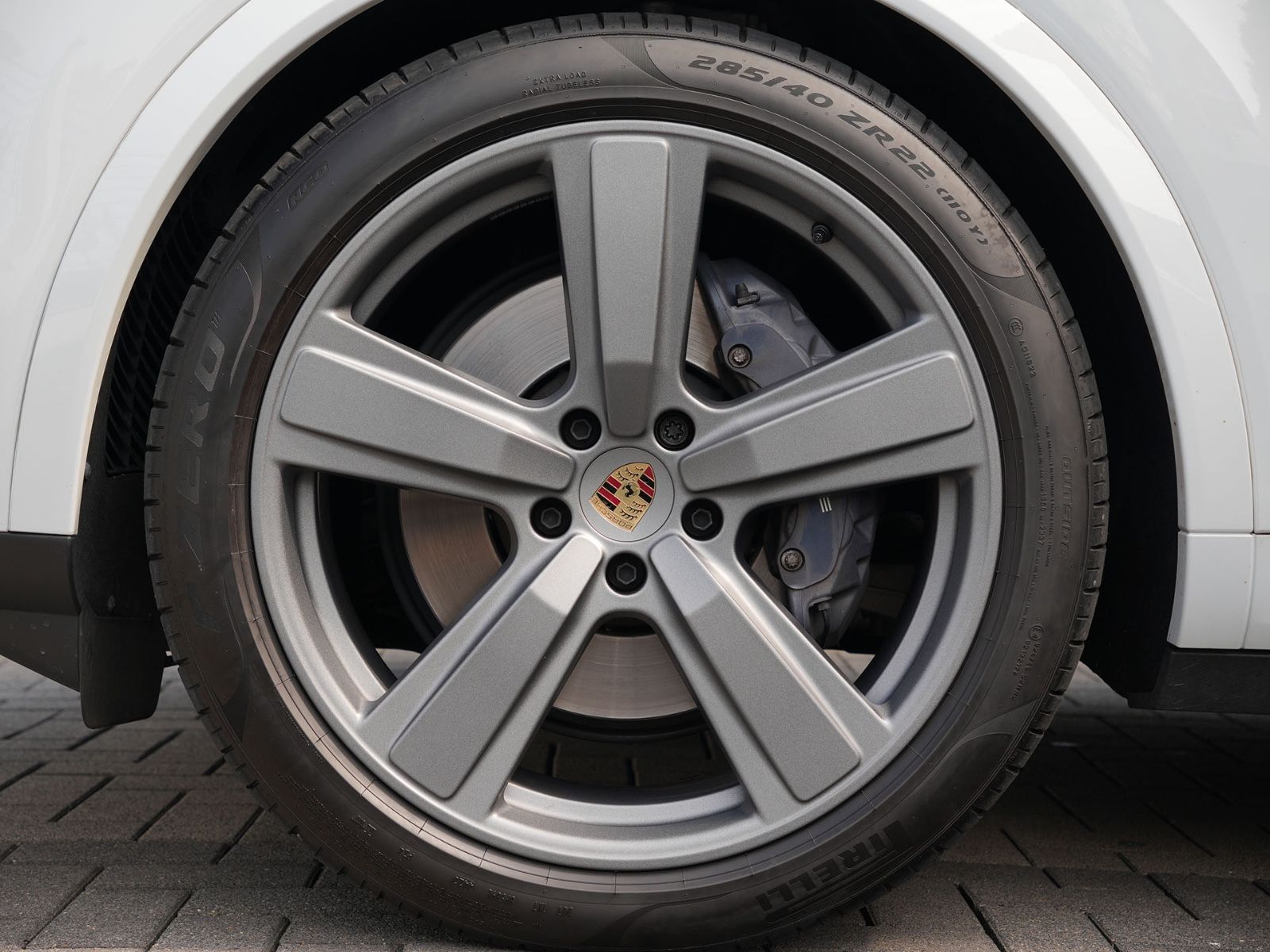 Porsche E-Hybrid Coupé SPORTDESIGN-ACC-LUFTF.-PANO-VOLL