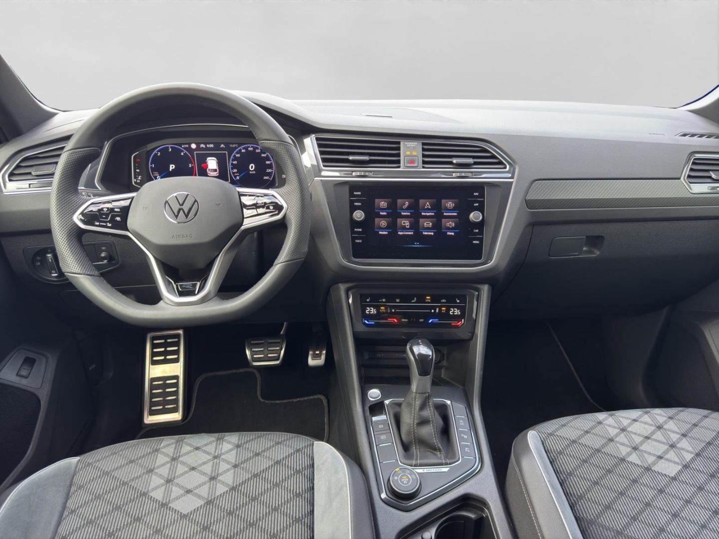Volkswagen Tiguan 2.0 TDI 4Motion R-Line Black Style Alu Ma