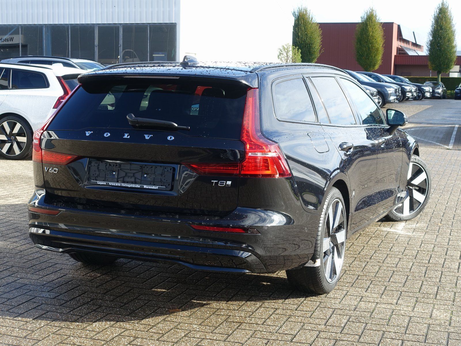 Volvo V60 Ultra T8 AWD Plug-in Hybrid/360°Cam/Massage