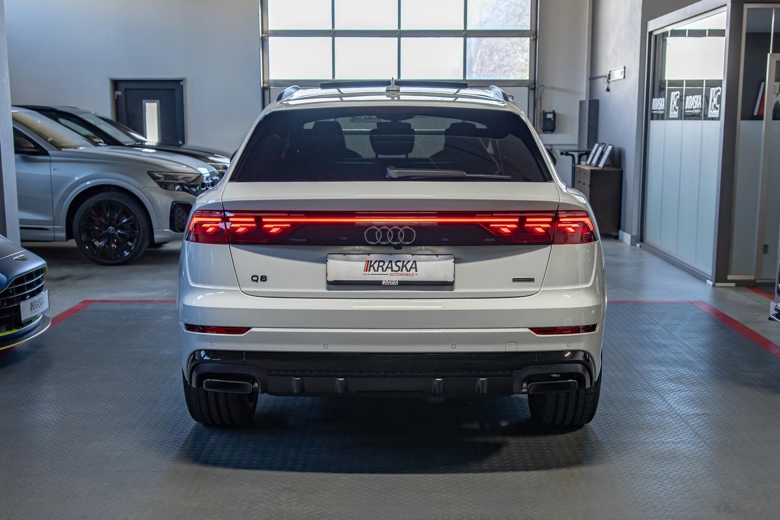 Audi Q8 50 TDI quattro S-Line - Samsaru's Car Outlet