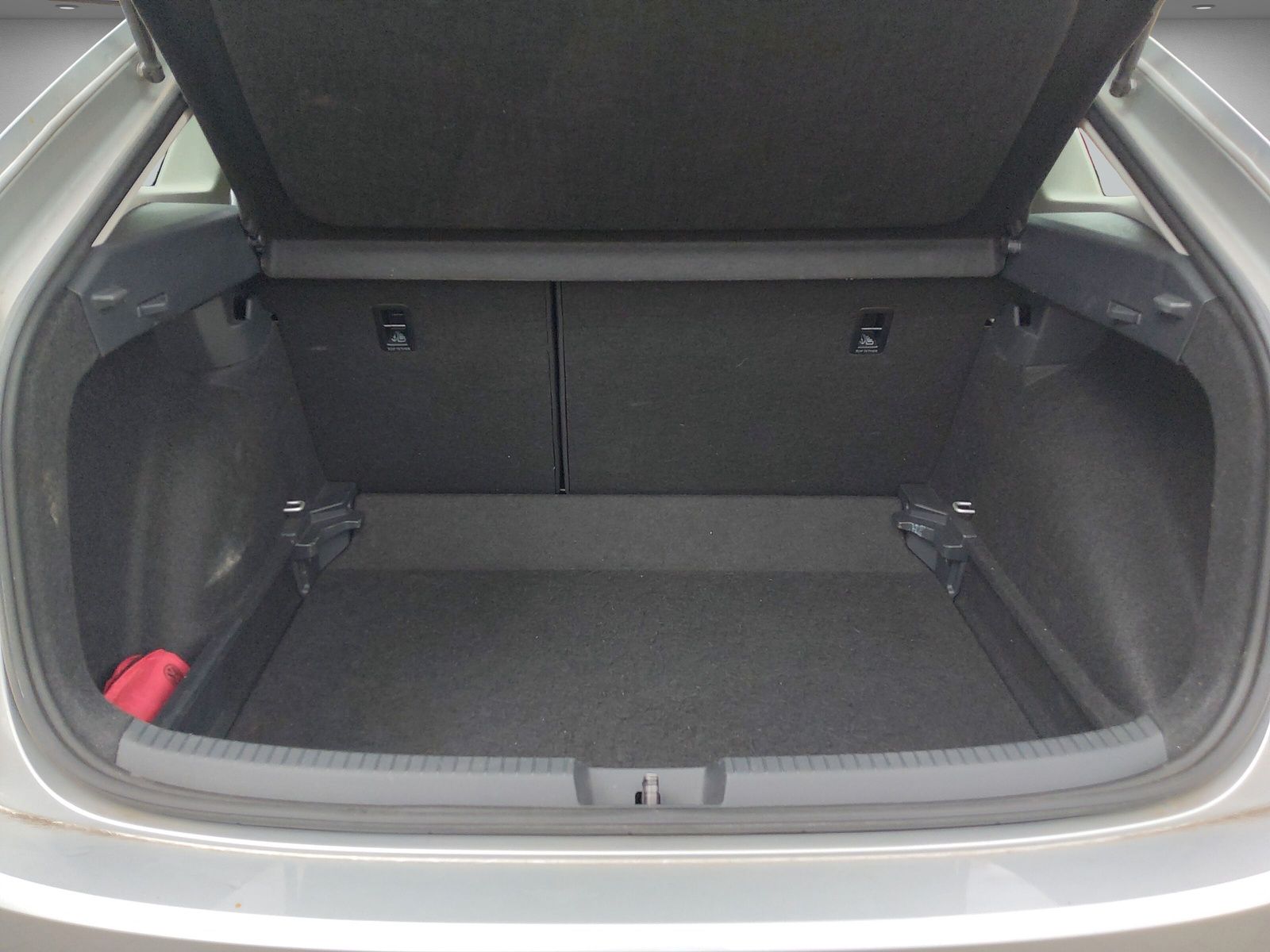 Volkswagen Taigo Life 1.0 TSI DSG - Samsaru's Car Outlet