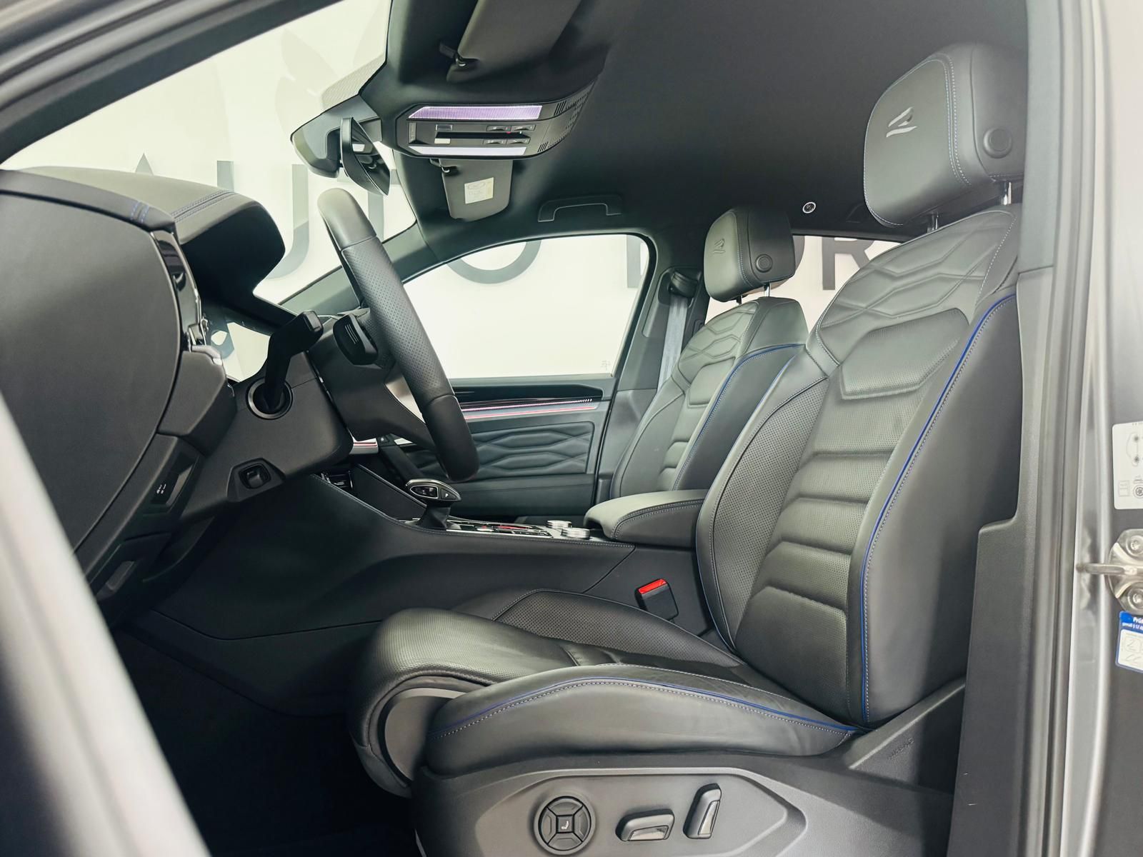Volkswagen Touareg R 4M eHybrid*LUFT*ACC*HUD*DYNAUDIO*MATT*
