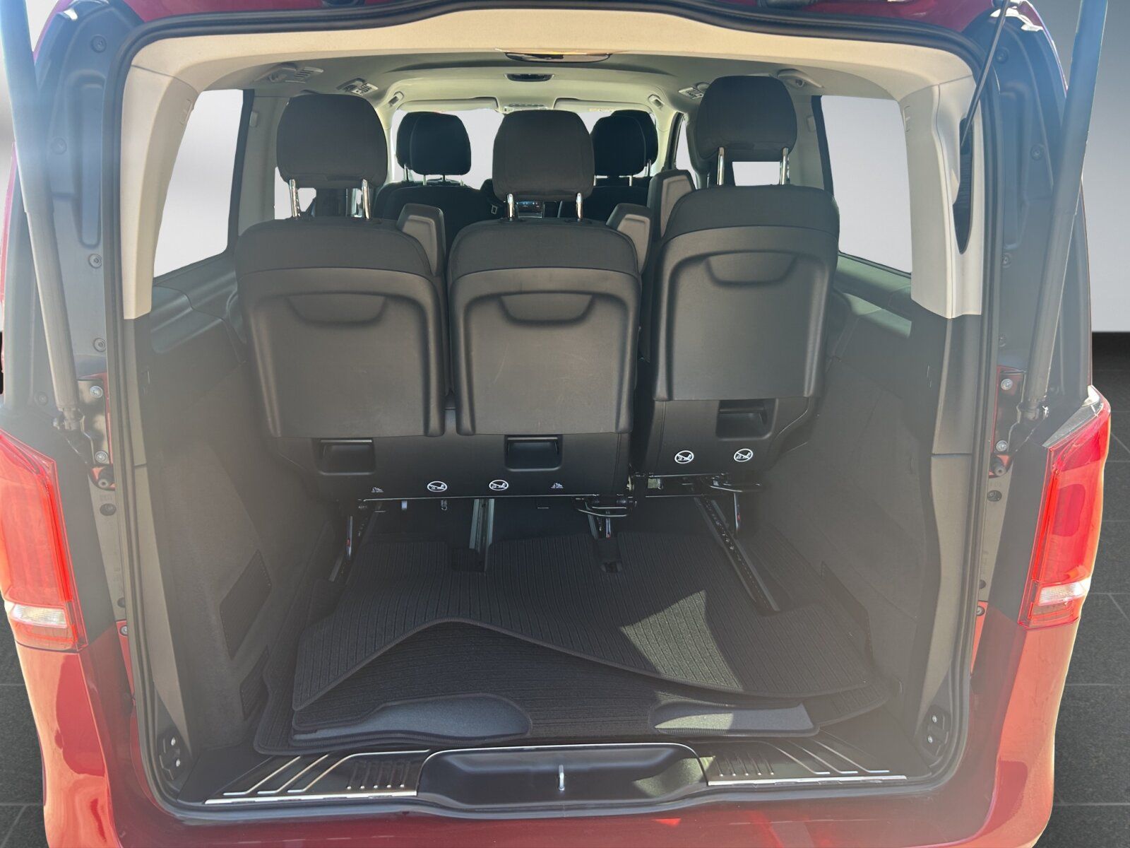 Mercedes-Benz V 220 d EDITION LANG - Samsaru's Car Outlet