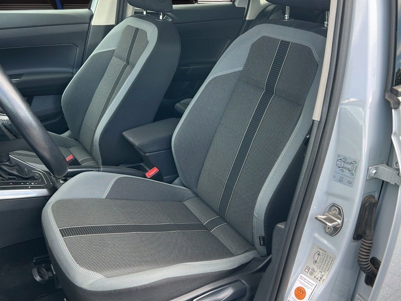 Volkswagen Polo VI Highline DSG - Samsaru's Car Outlet