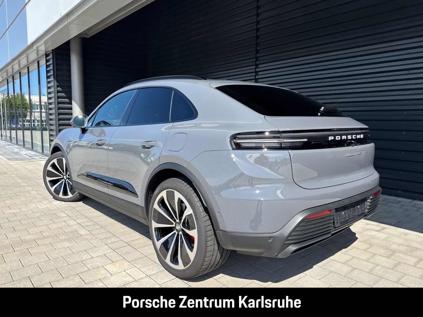 Porsche Macan 4S HA-Lenkung InnoDrive Head-Up LED-Matrix