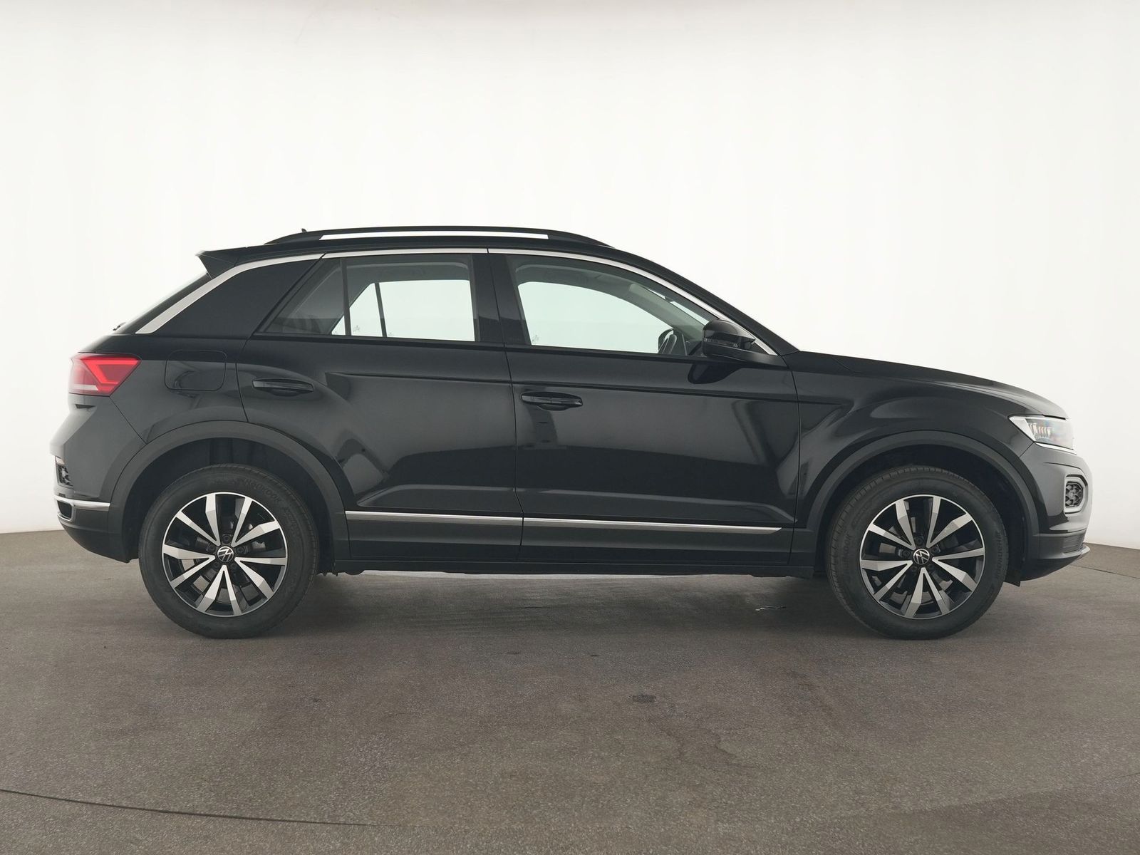 Volkswagen T-Roc Style - Samsaru's Car Outlet