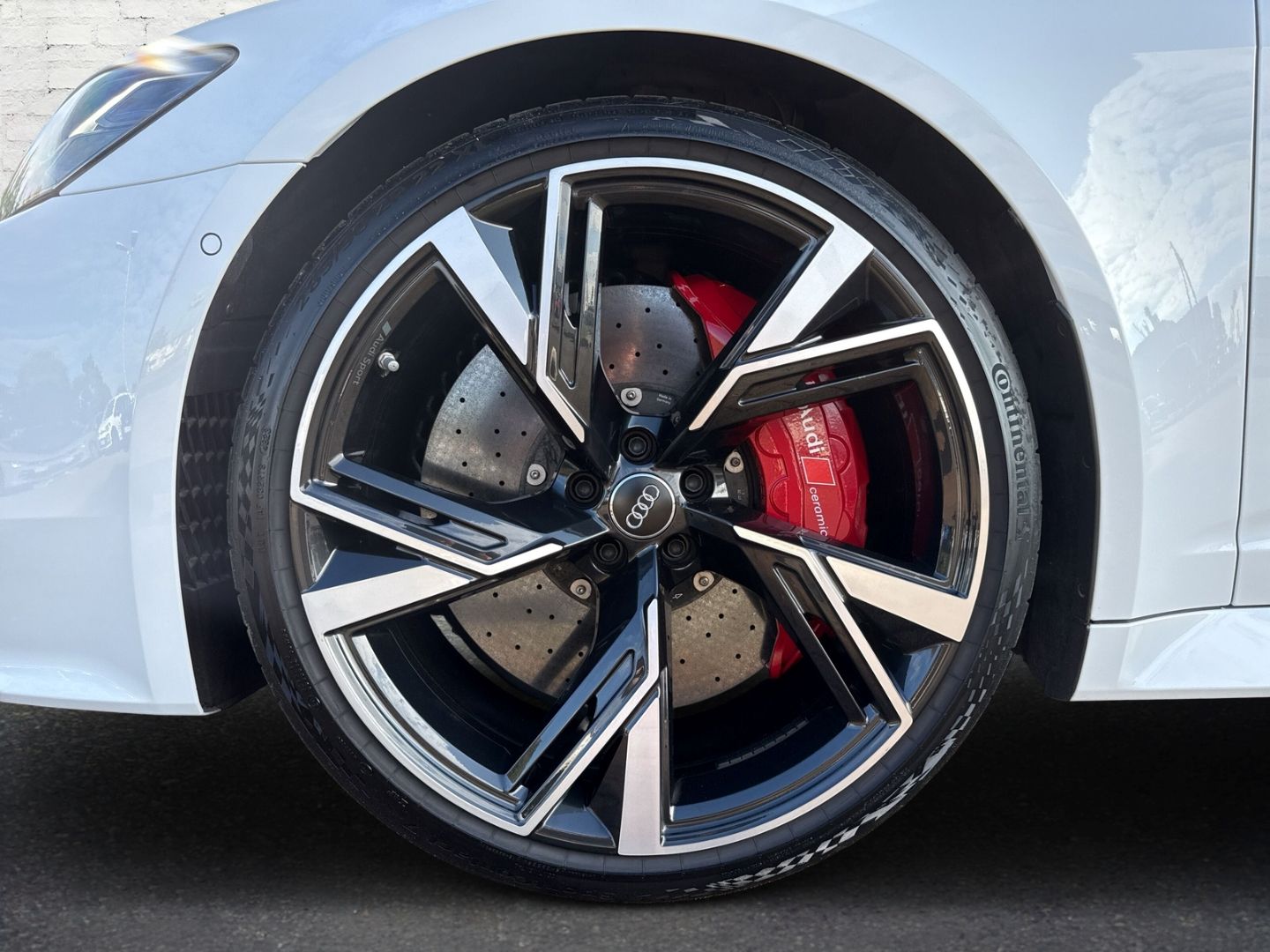 Audi RS6 Avant 4.0 TFSI quattro StandHZG Navi Leder D