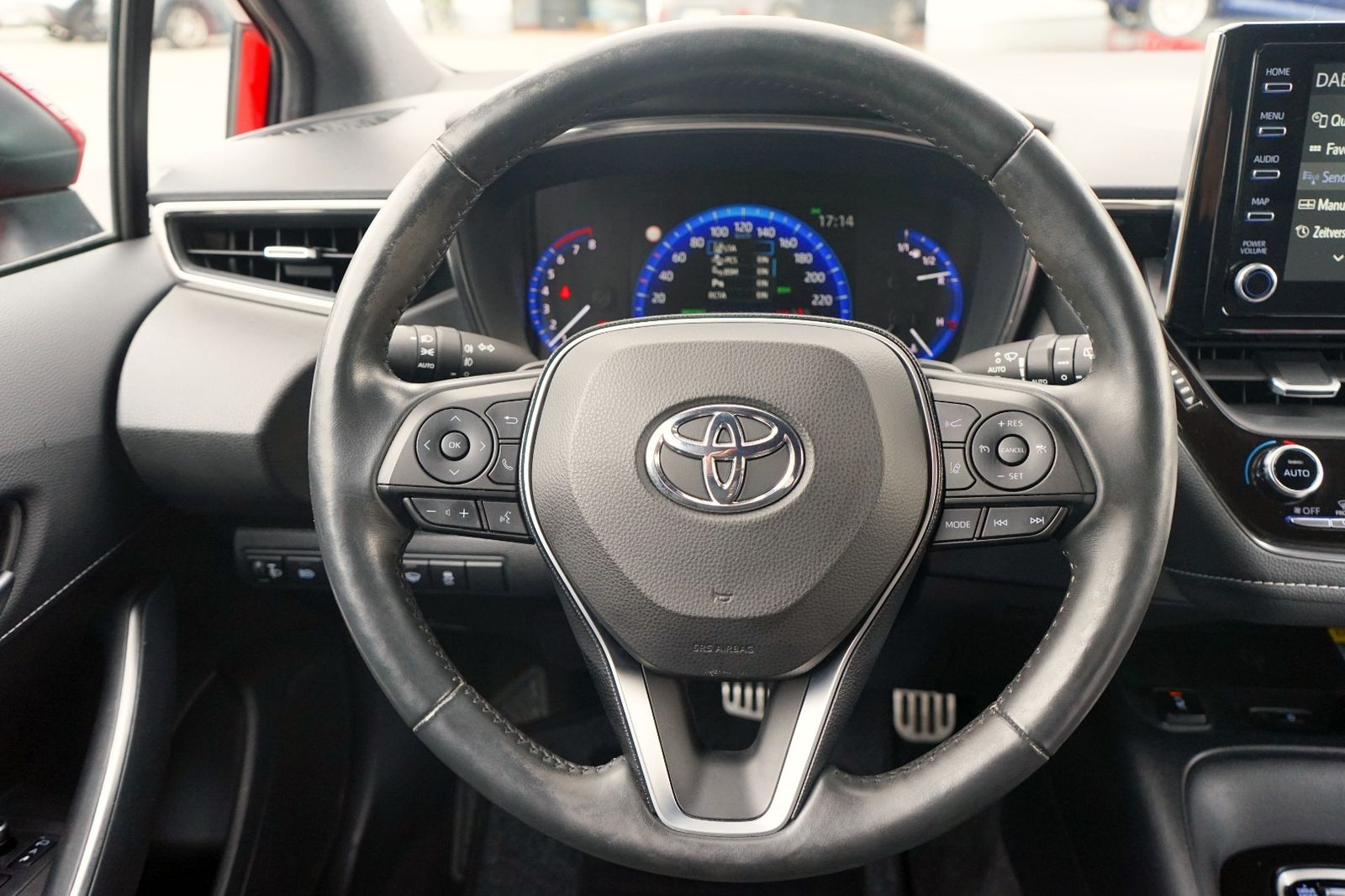 Toyota Corolla 2.0 Hybrid Business Edition - Samsaru's Car Outlet