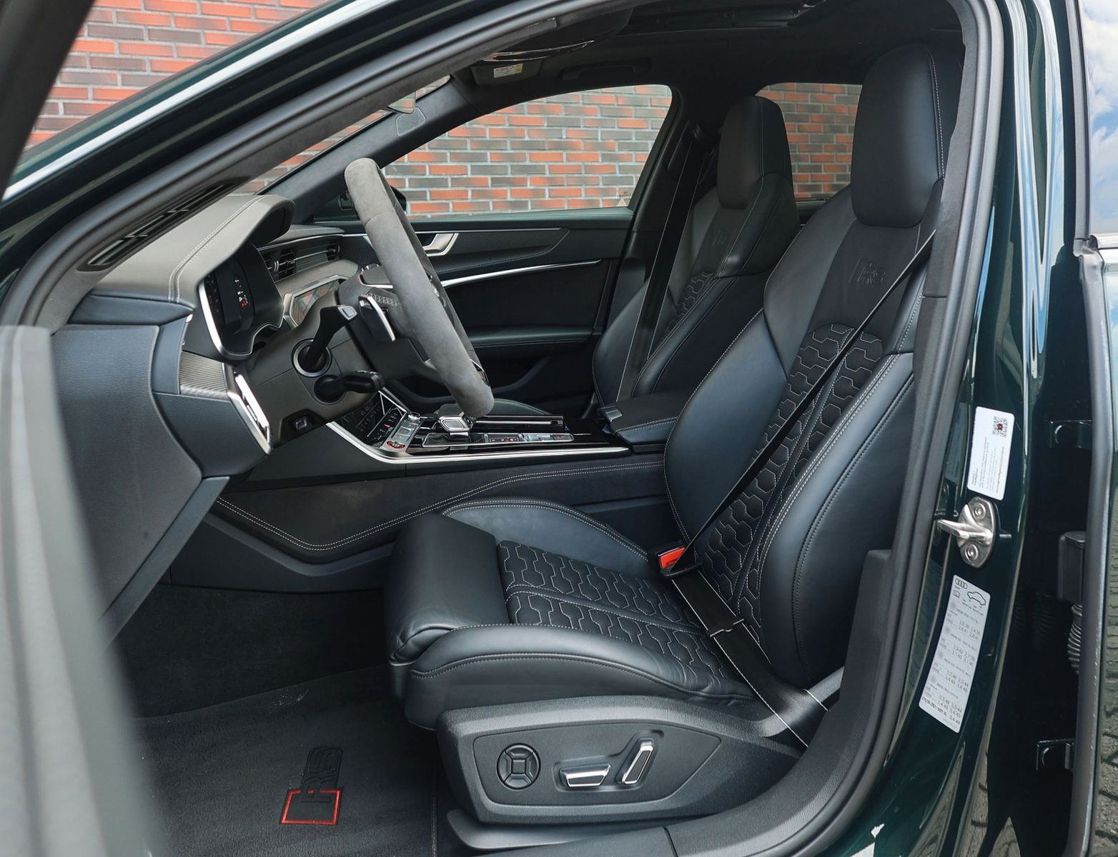 Audi RS6 Avant 4.0TFSI Quattro EXCLUSIVE + MEGAVOLL!
