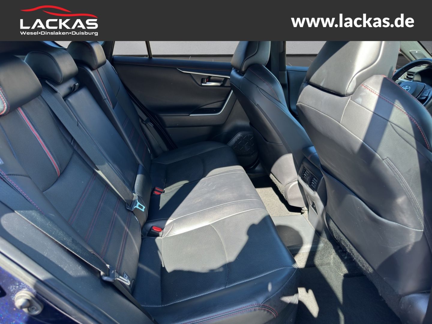 Toyota RAV 4 Plug-in Hybrid 4x4 STYLE - Samsaru's Car Outlet
