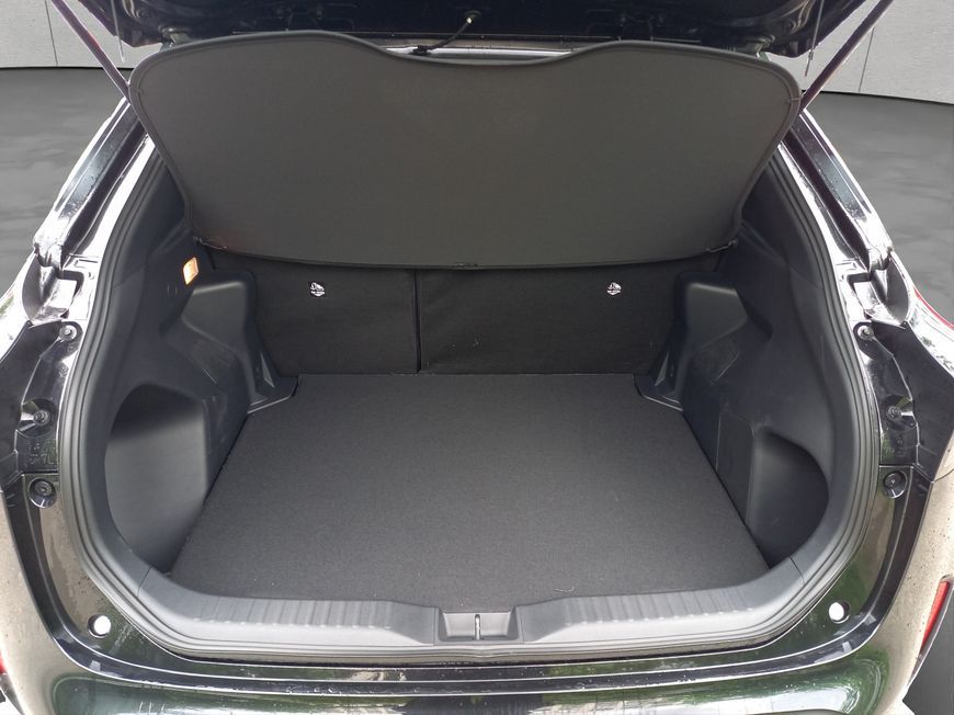 Toyota Yaris Cross Teamplayer Safety-Paket Winter-Paket