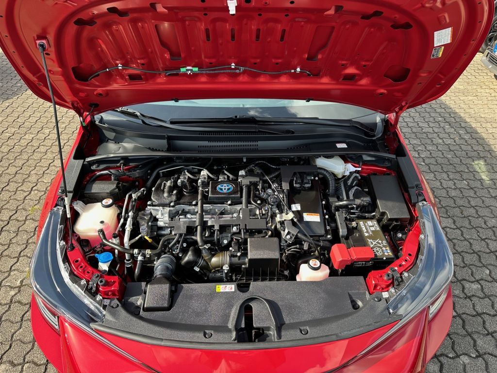Toyota Corolla Touring Sports - Samsaru's Car Outlet