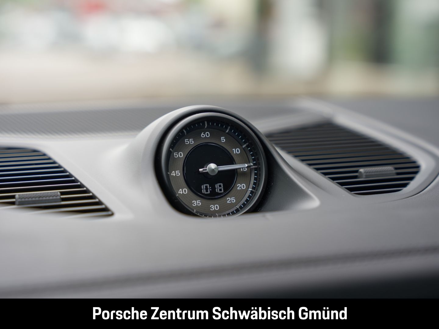 Porsche Cayenne Turbo E-Hybrid Burmester Nachtsicht PDCC