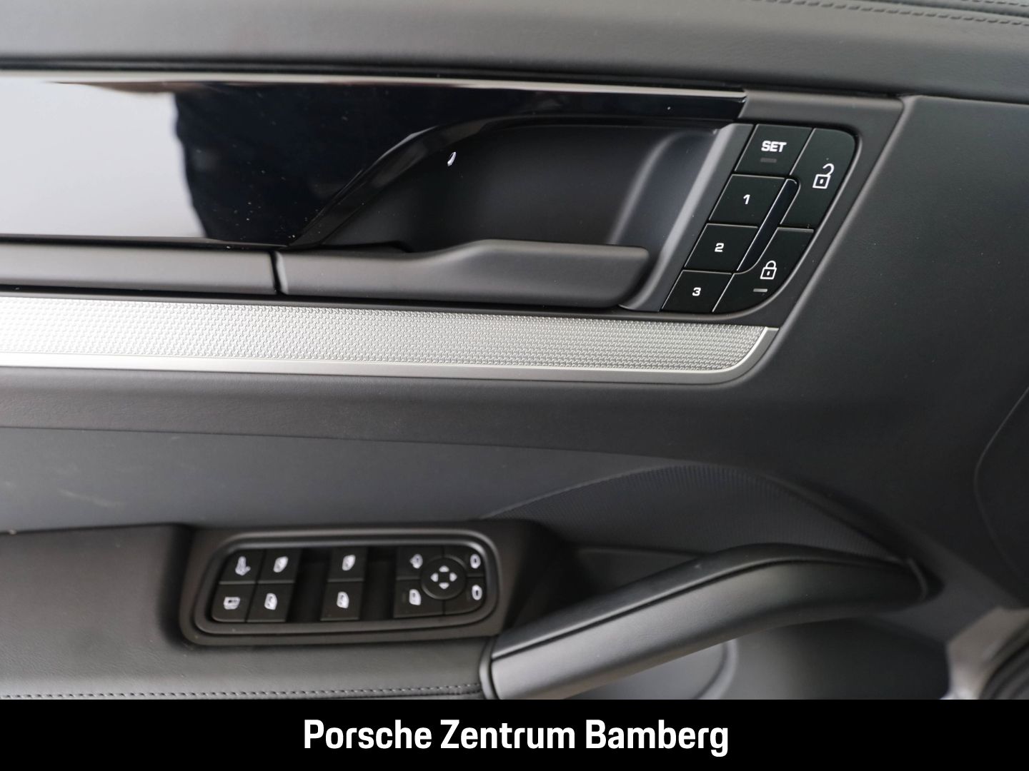 Porsche Cayenne E-Hybrid Coupe/ 18-Wege/ BOSE/ Beifahrer