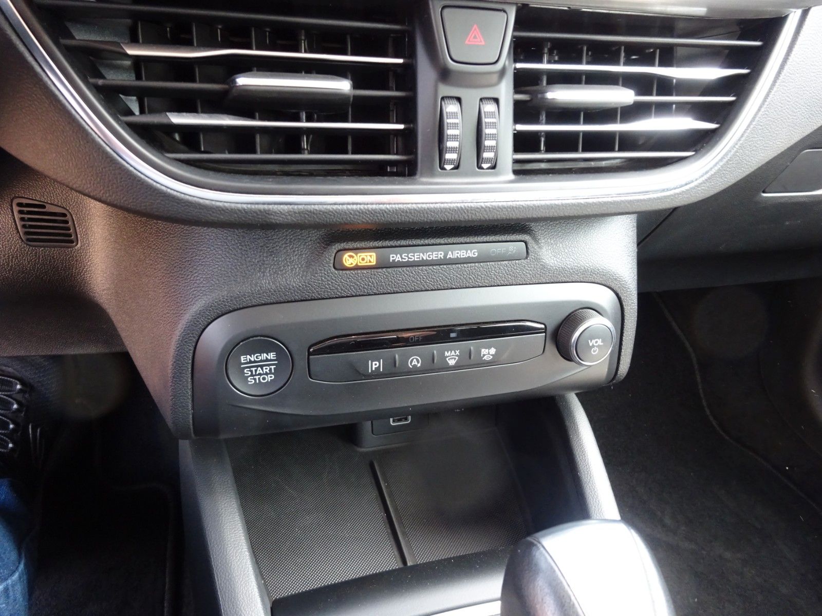 Ford Focus Turnier Titanium Anhängekupplung