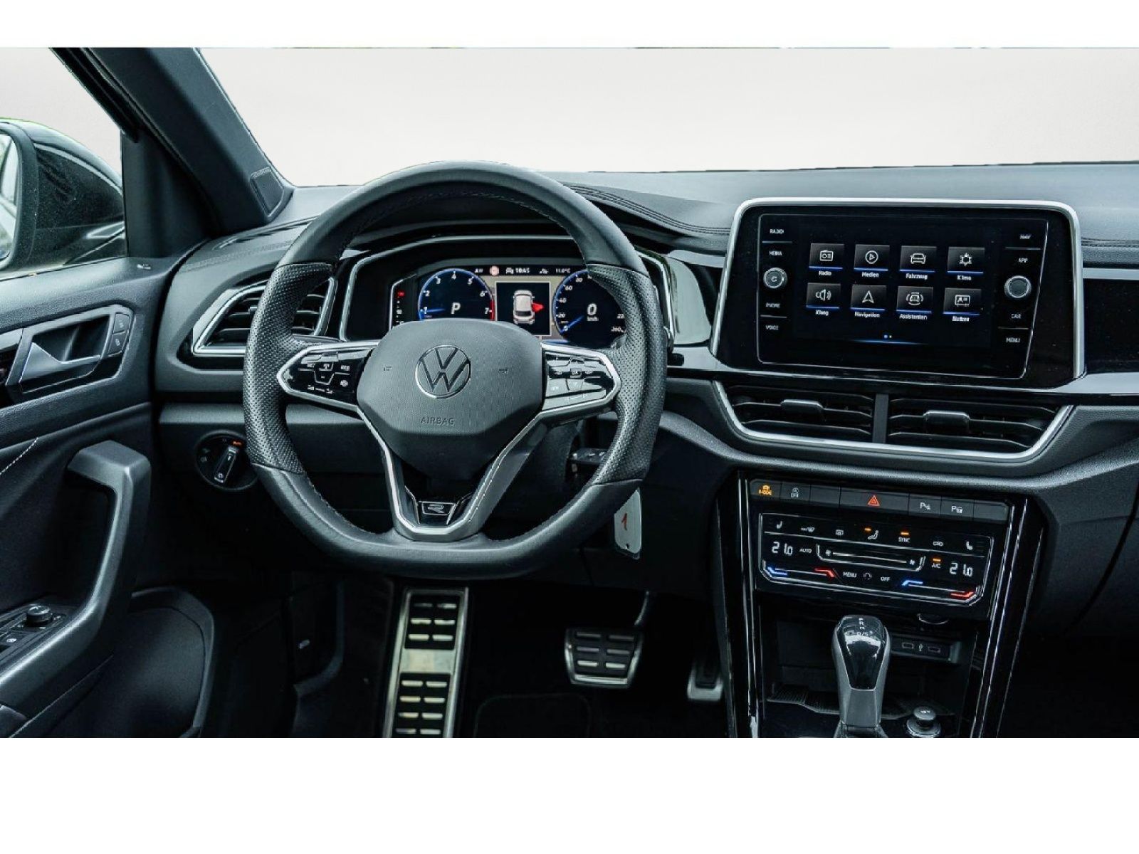 Volkswagen T-Roc R-Line 1.5 TSI DSG - Samsaru's Car Outlet