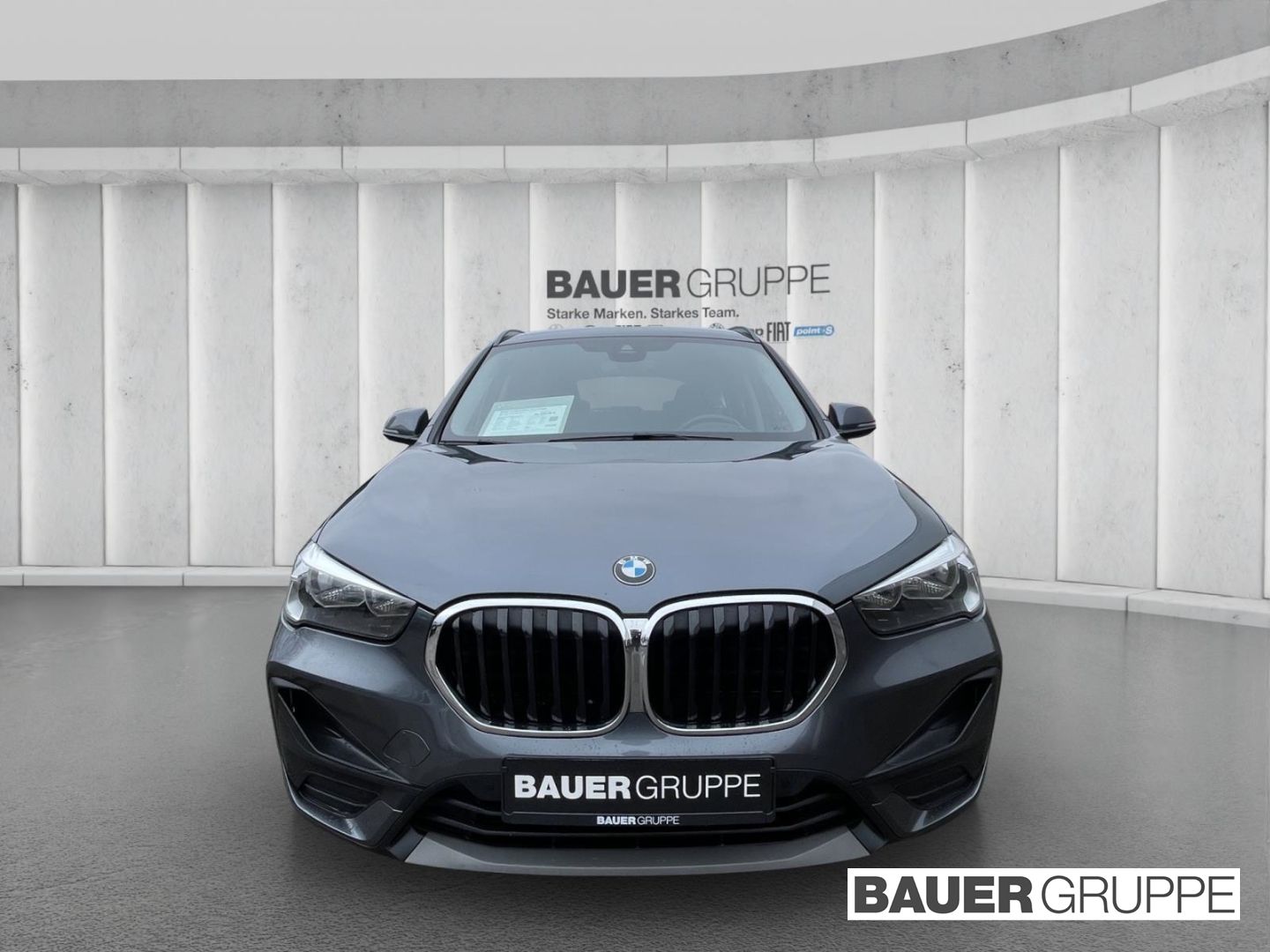 BMW X1 xDrive25e Memory Sportsitze Komfortzugang - Samsaru's Car Outlet