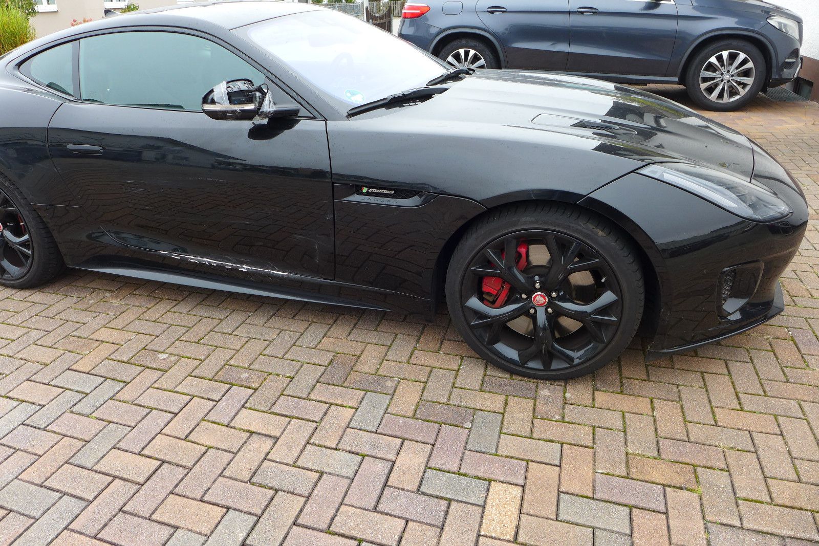 Jaguar F-Type F-TYPE Coupe R-Dynamic AWD