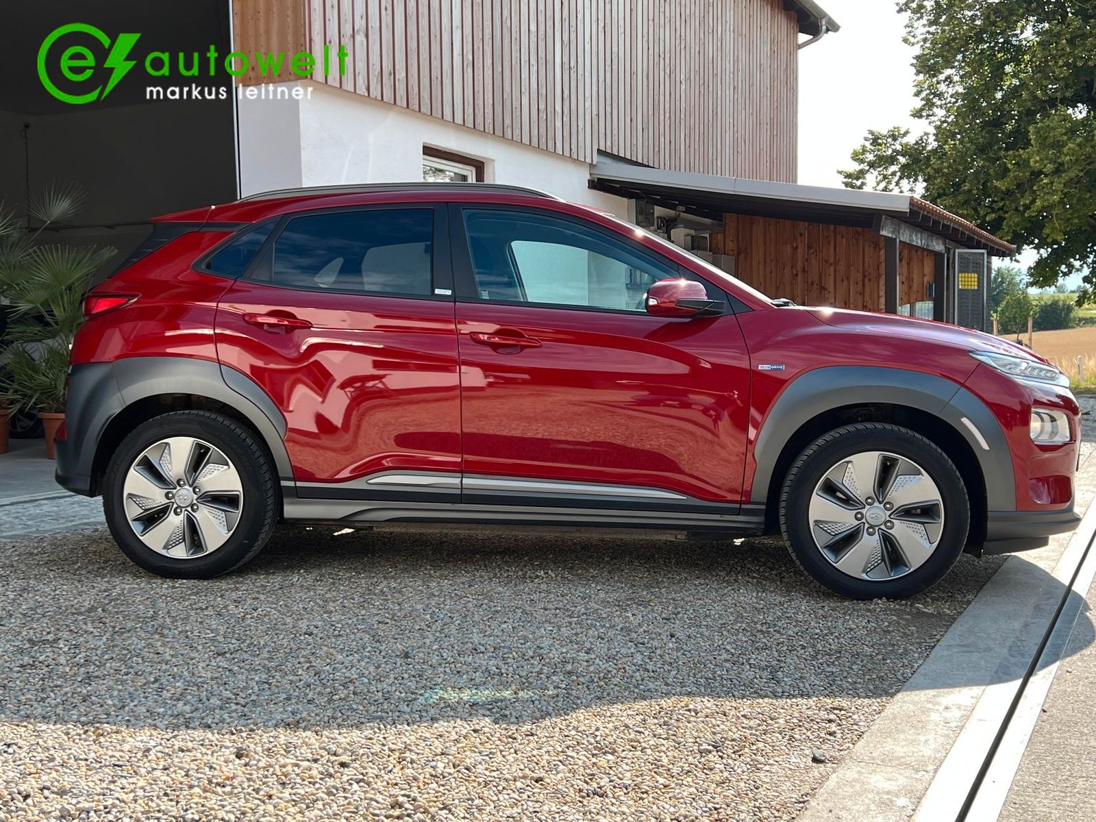 Hyundai Kona 39kWh Advantage - Samsaru's Car Outlet