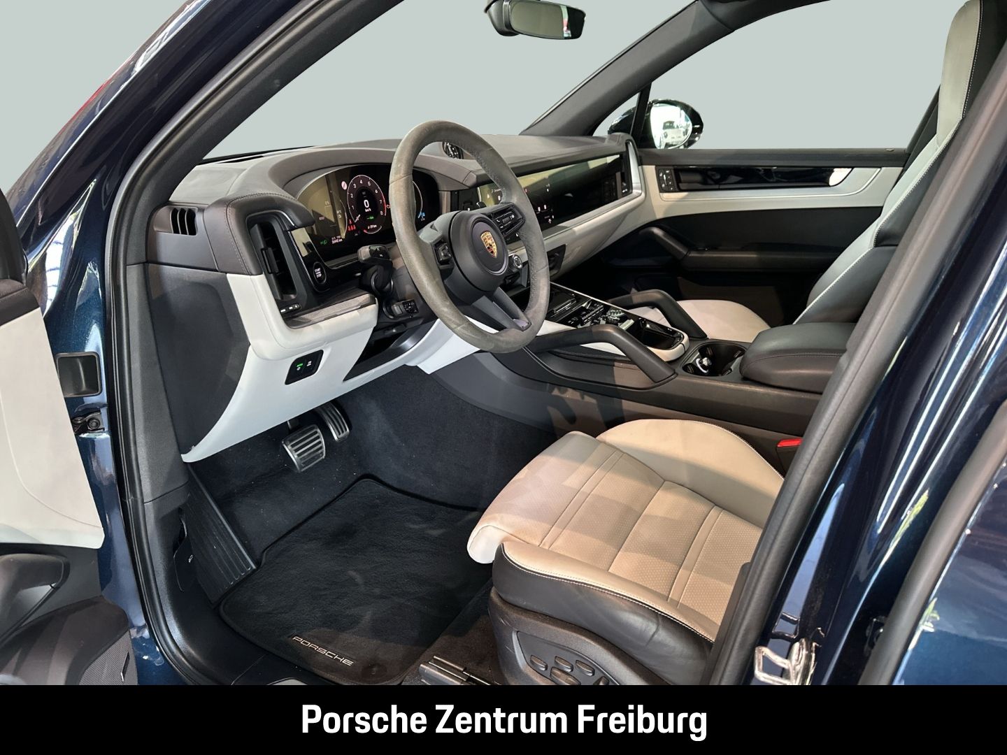 Porsche Cayenne E-Hybrid BOSE Luftfederung LED-Matrix