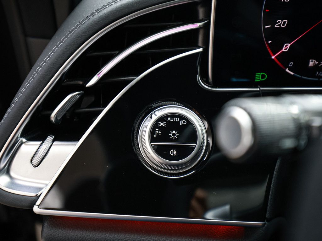 Mercedes-Benz E 450 d 4M T AMG Line NIGHT AHK STANDHZ. PANO BT