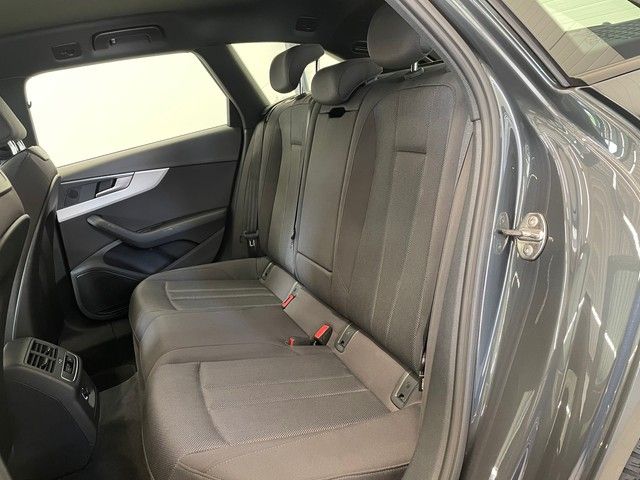 Audi A4 Avant 35 TFSI - Samsaru's Car Outlet