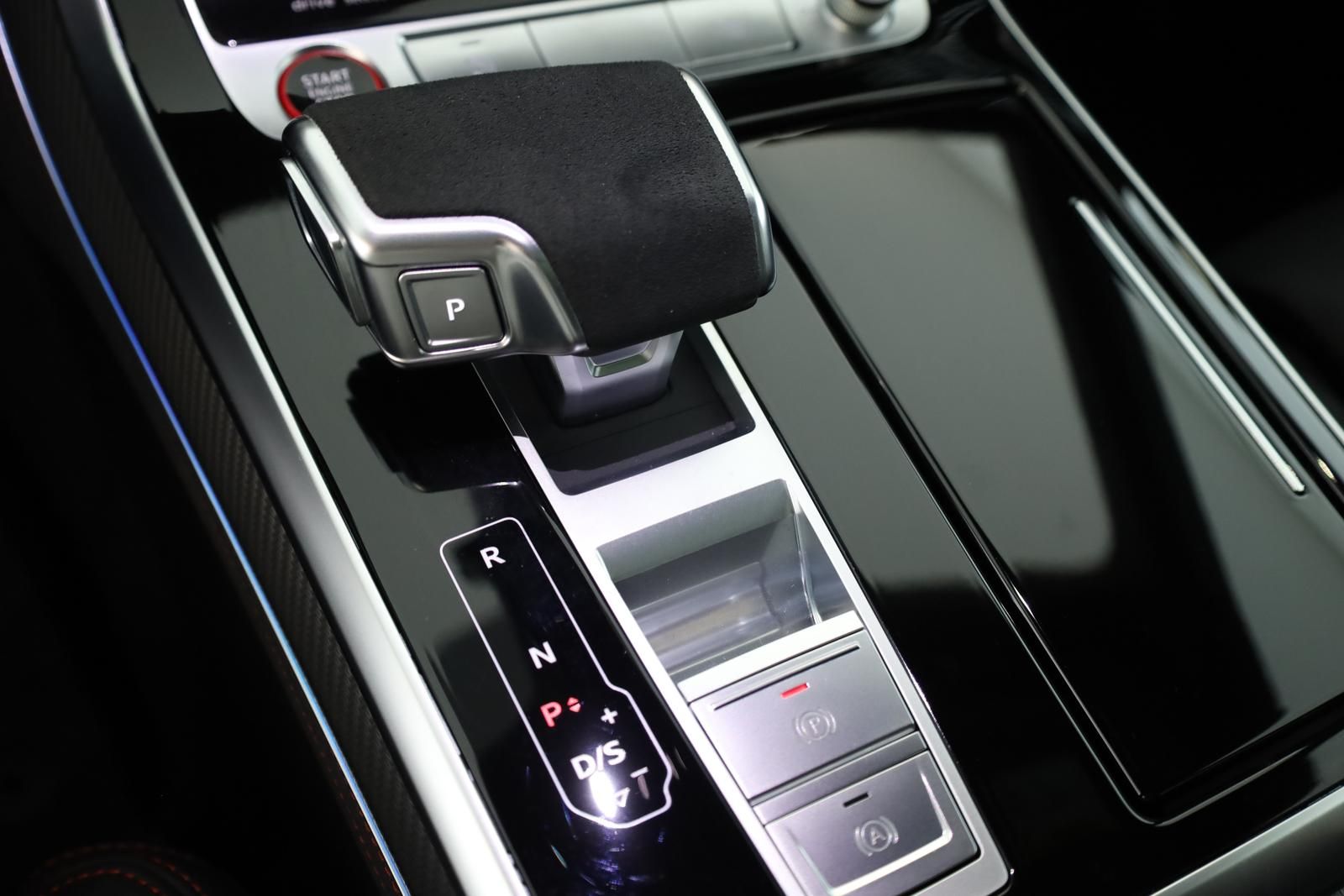 Audi RS Q8 SUV performance Laser Pano Vmax RSAbgas 23