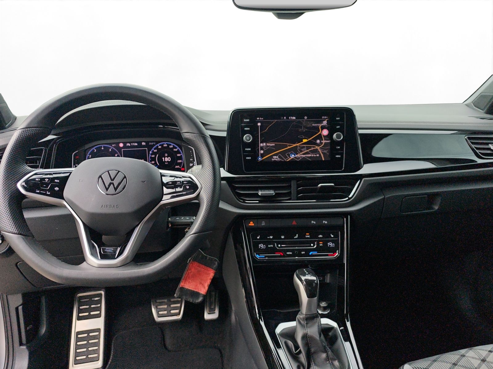 Volkswagen T-Roc 1.5 TSI DSG R-Line Black - Samsaru's Car Outlet