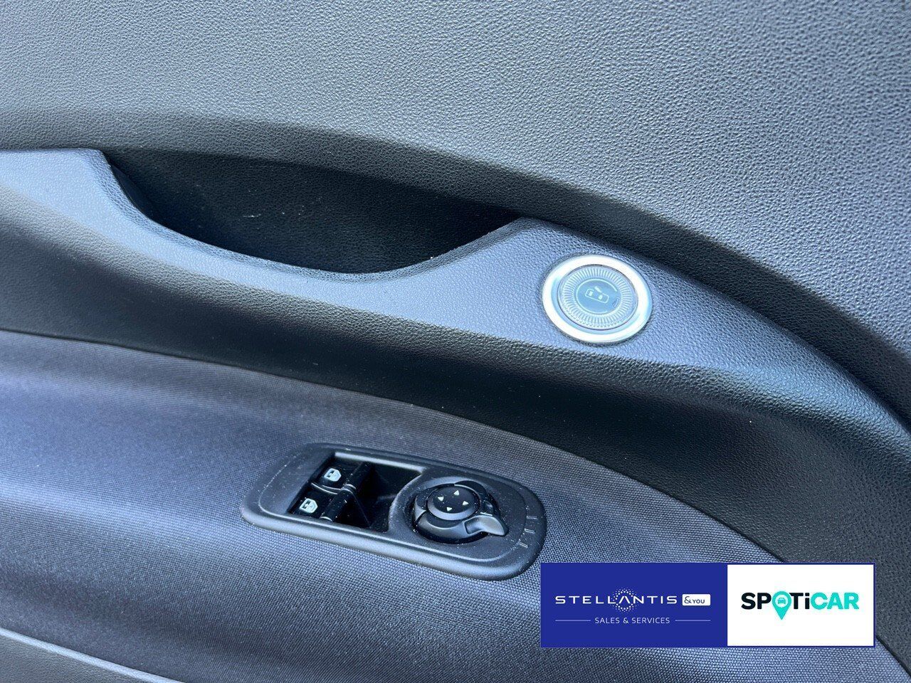 Fiat 500e Icon - Samsaru's Car Outlet