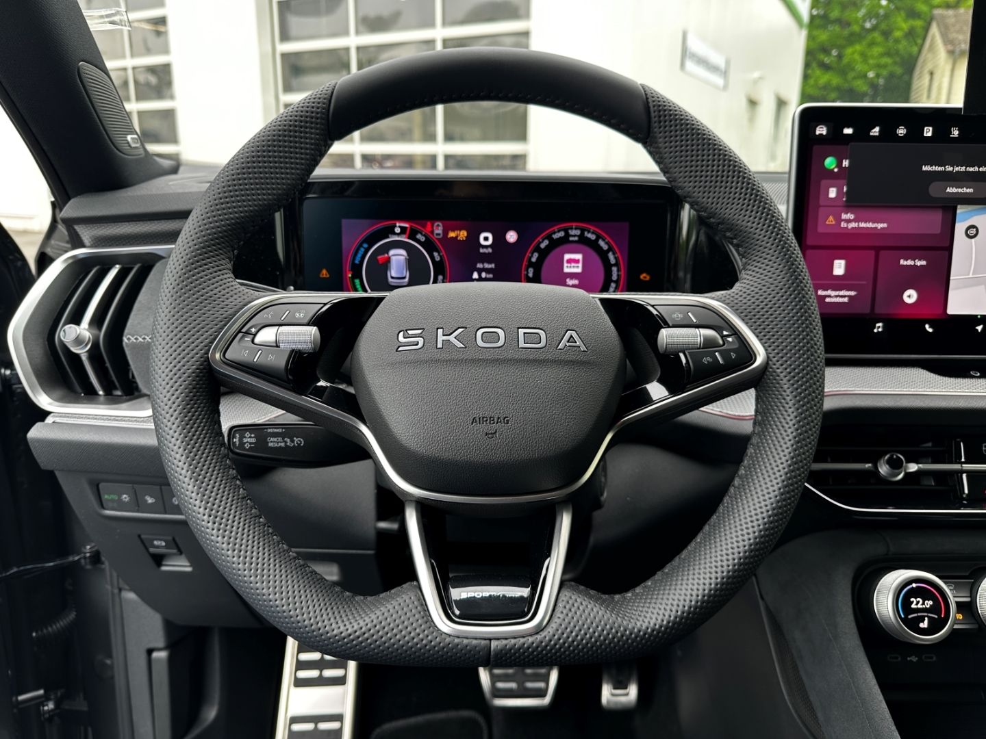 Skoda Kodiaq II 1.5 TSI iV DSG Sportline AHK Navi DCC